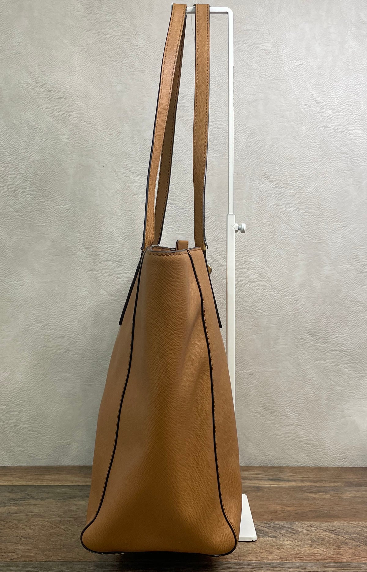 Michael Kors Tan Saffiano Leather Tote Bag Gold Hardware Large