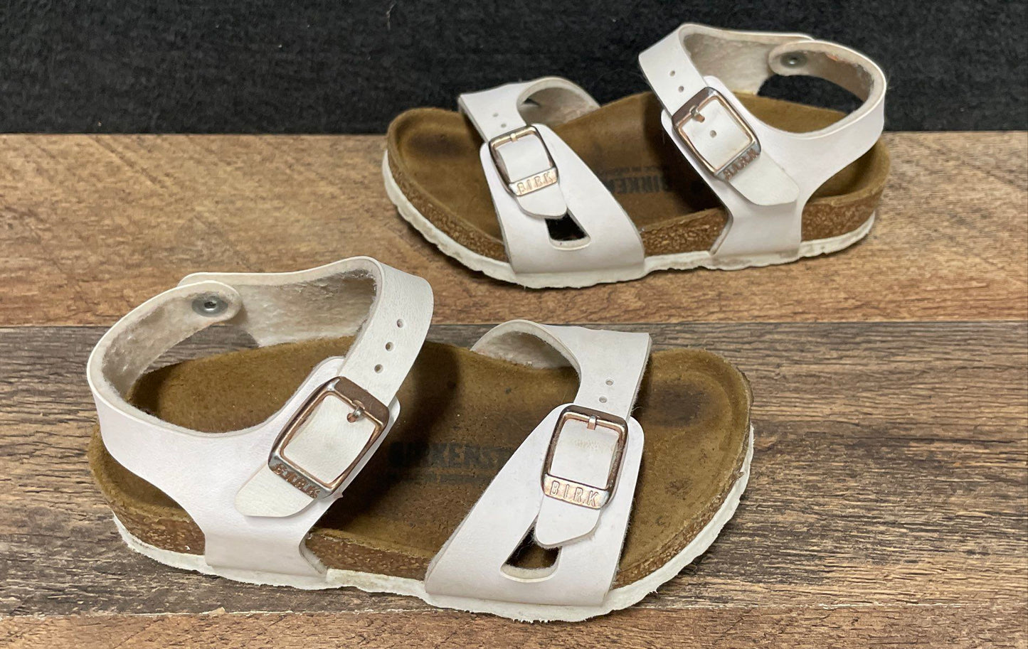 Birkenstock Rio Kids White Rose Gold Buckle Backstrap Sandals Size EU 25