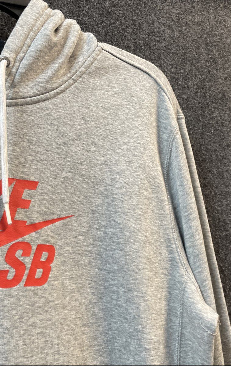Nike SB Men's Pullover Hoodie Heather Gray Orange Logo Kangaroo Pocket Sz M