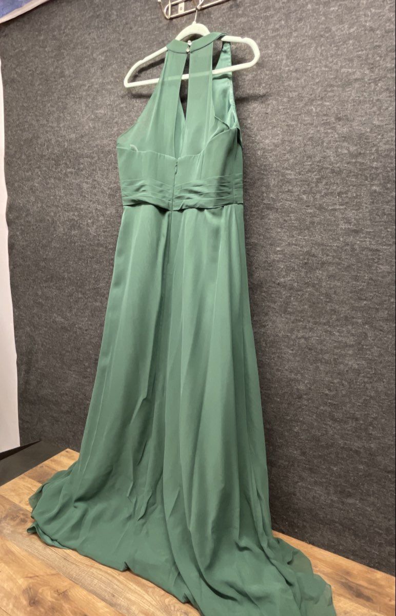 Azazie Women's Green Chiffon Halter High Slit Maxi Formal Gown Dress Sz A18