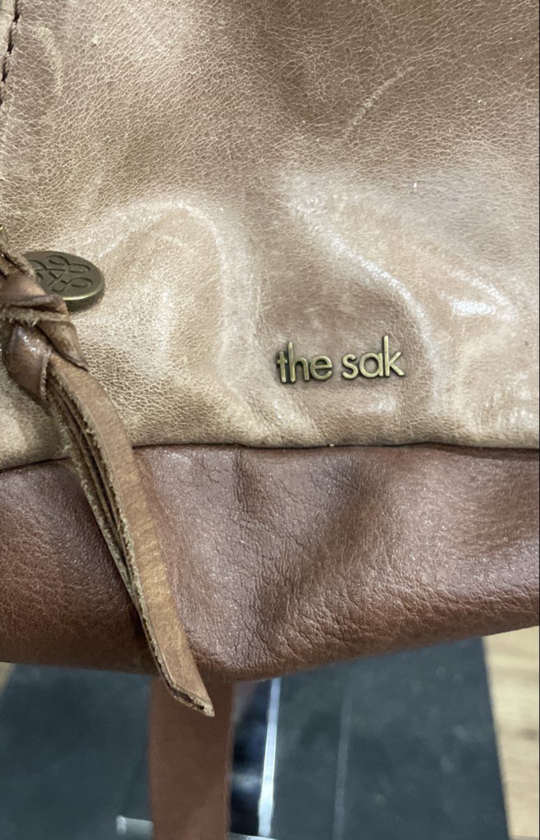 The Sak Tan Brown Leather Sash Sling Crossbody Bag Multi-Pocket