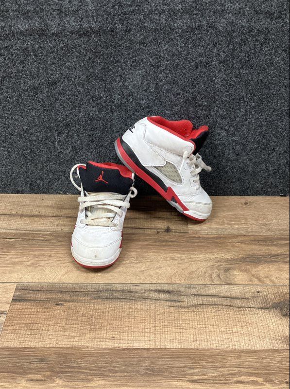 Nike Air Jordan 5 Retro Fire Red White Black Toddler Sneakers Size 10C