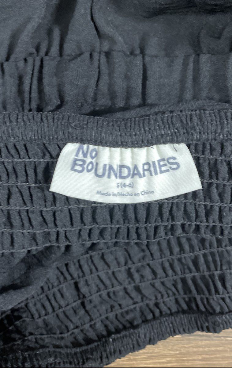 No Boundaries Women's Black Strapless Jumpsuit Smocked Wide Leg Sz S 4-6 NWT