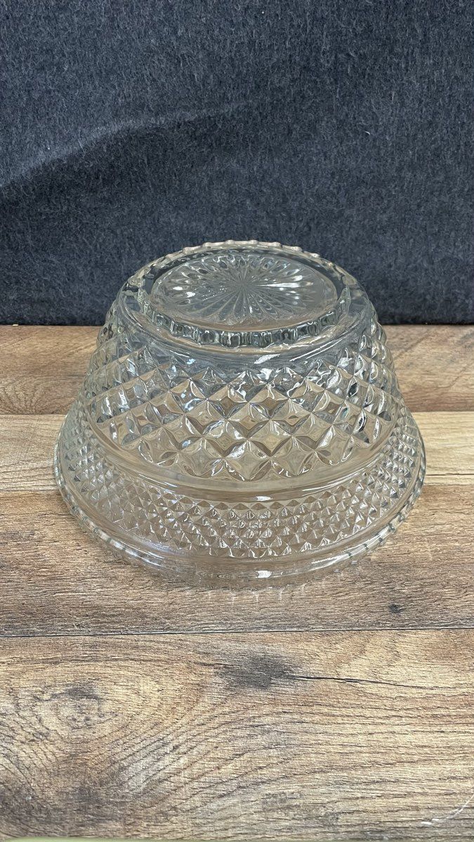 Anchor Hocking Wexford Glass Serving Bowl