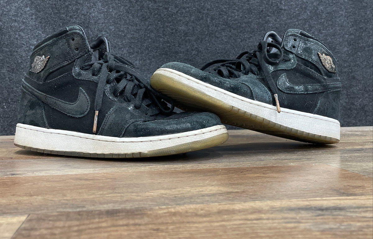 Air Jordan 1 Retro High Heirness Black Metallic Gold Size 6Y