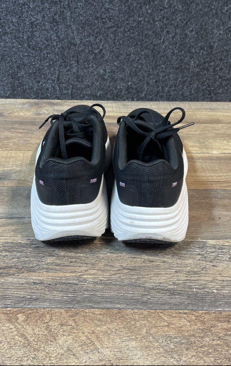 Skechers Max Cushioning Elite Black White Running Shoes Women's Size 9