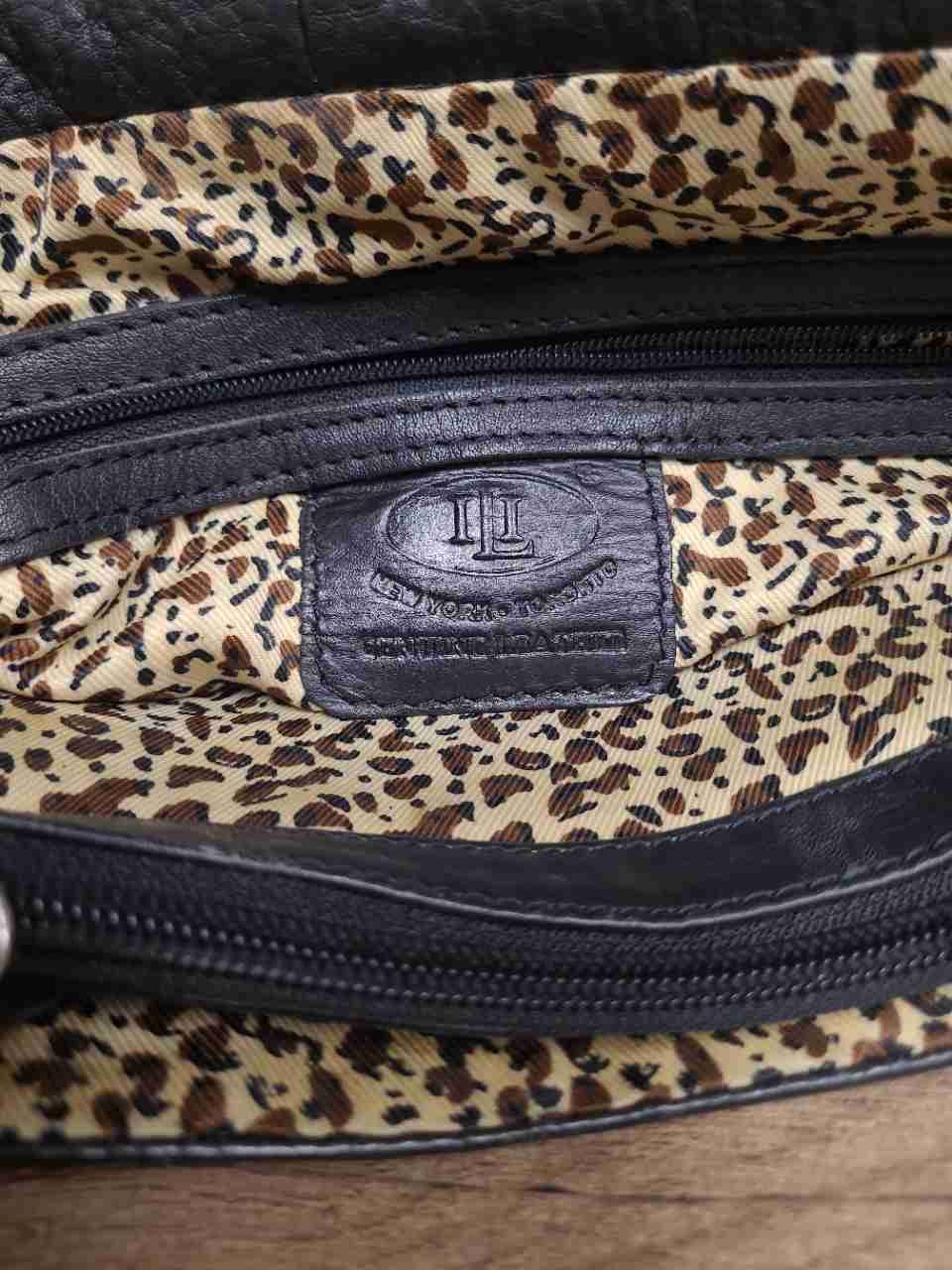 Vintage TL New York Toronto Black Leather Flap Messenger Crossbody Bag