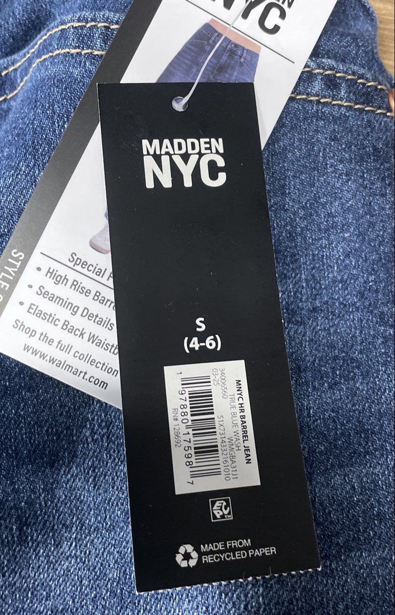 Madden NYC Women's High Rise Barrel Jeans Blue Wash Seaming Details NWT Sz S