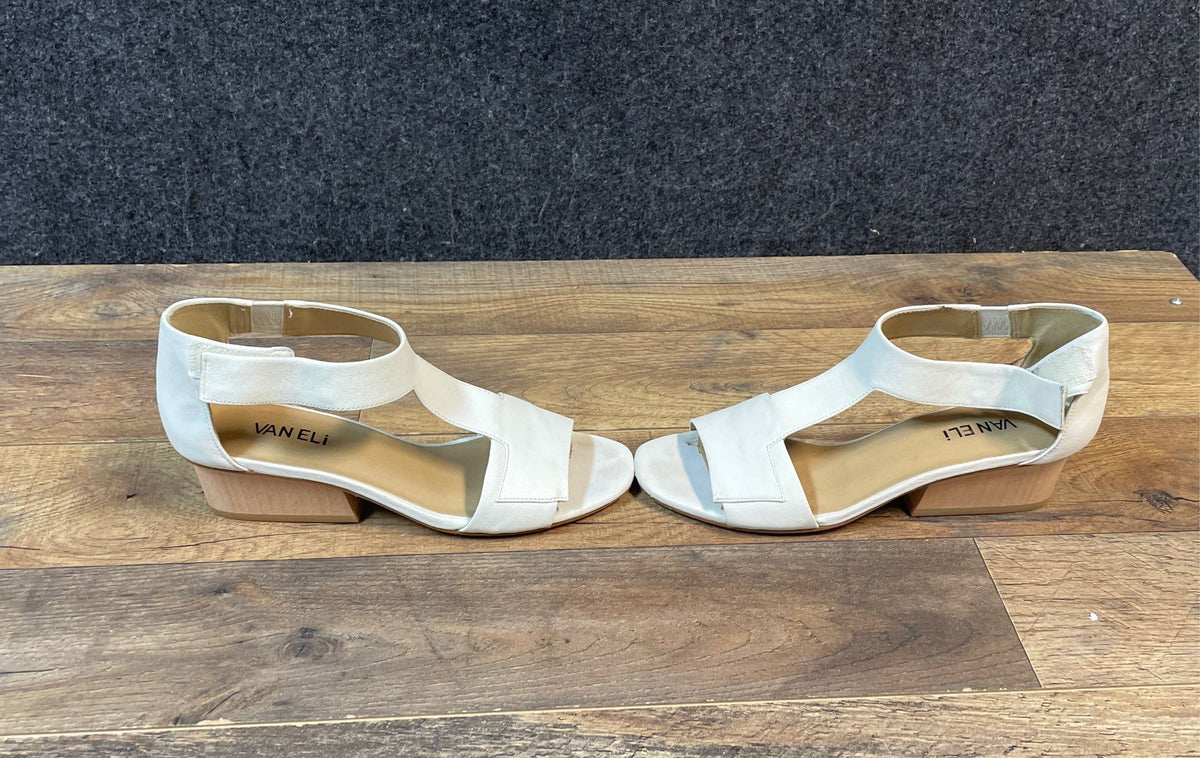 Vaneli White Leather T-Strap Open Toe Block Heel Sandals Women's Size 7.5 N