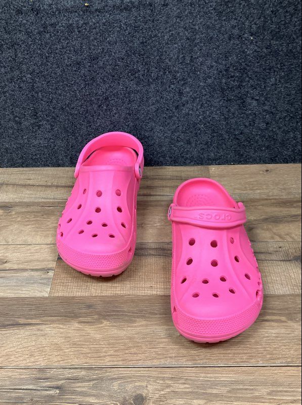 Crocs Classic Clog Electric Pink Rubber Mules Men's 8 Women's 10