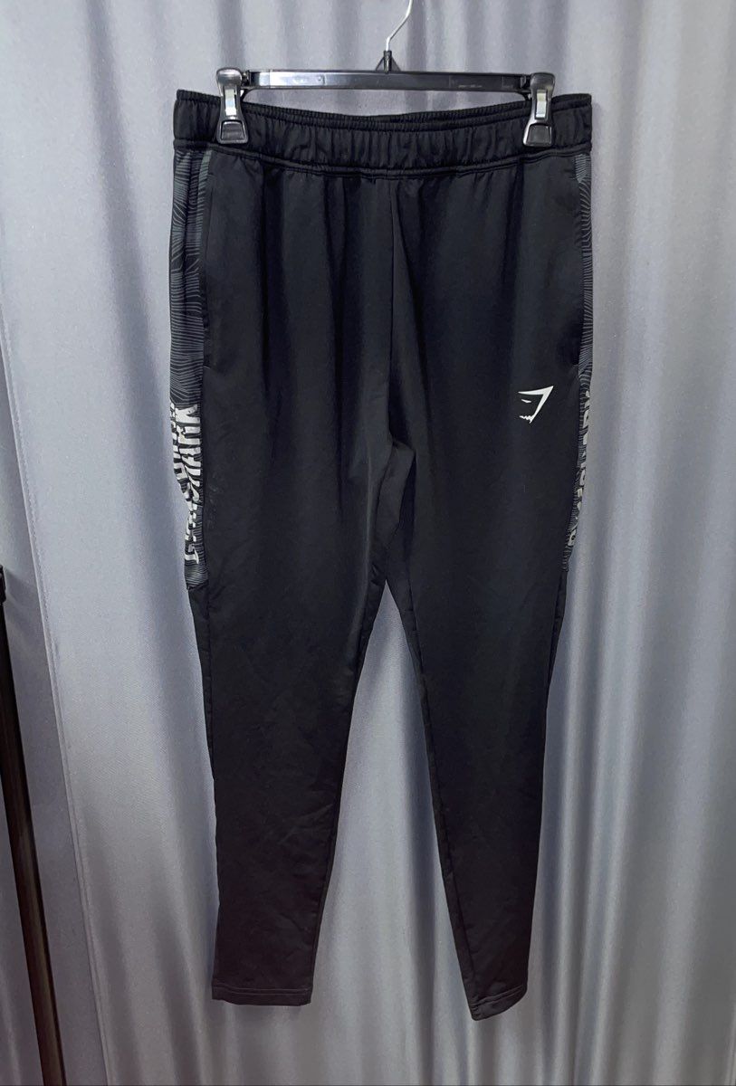 Gymshark Men's Black White Graphic Stripe Training Jogger Sweatpants Sz M