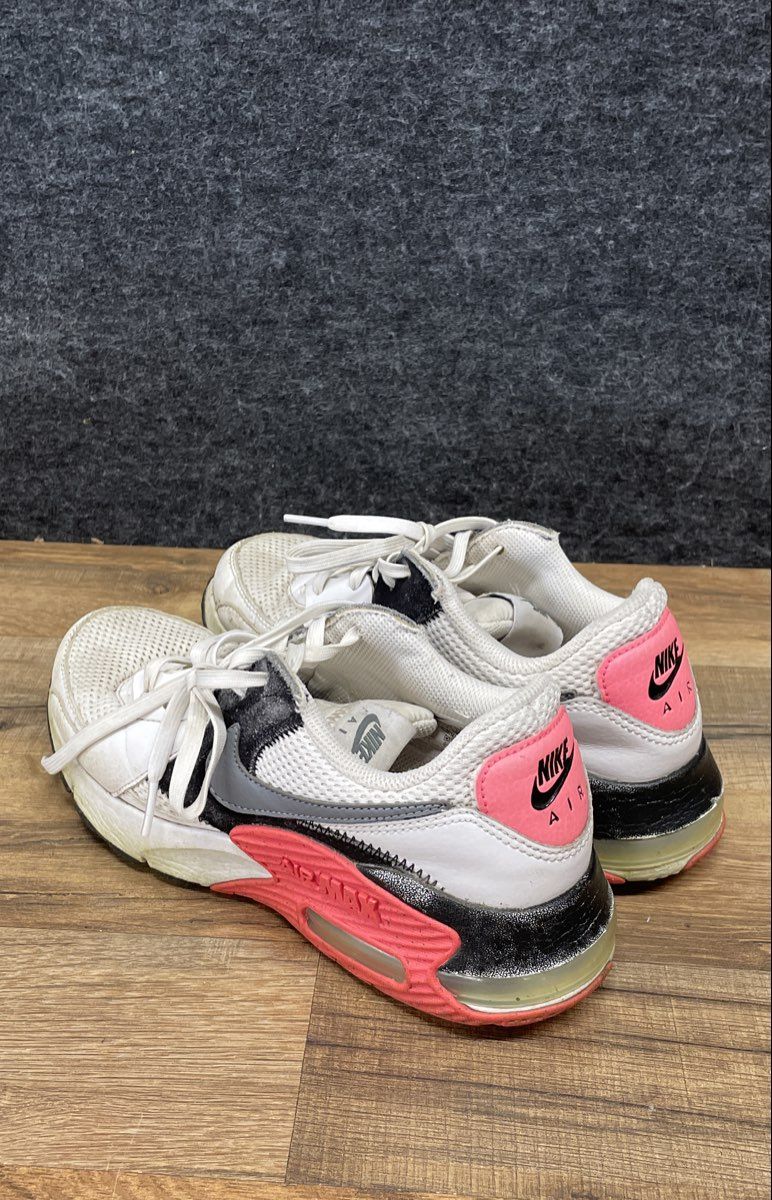 Nike Air Max Excee White Black Bright Crimson Women's Sneakers Size 6.5