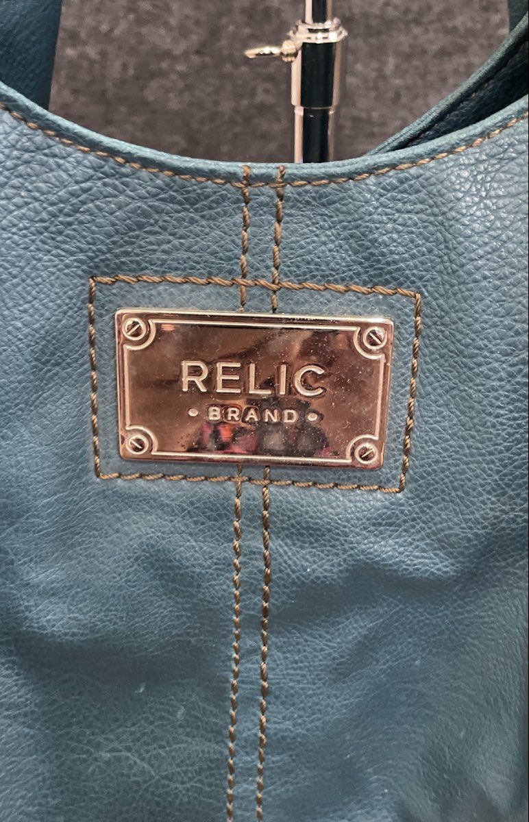 Relic Teal Faux Leather Braided Handle Shoulder Bag Large Quilted Side Pockets