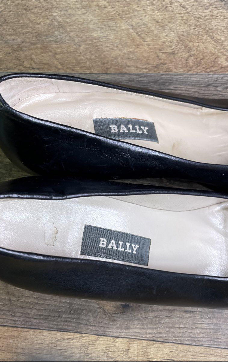 Vintage 90s Bally Black Leather Pointed Toe Pumps Heels Womens Size 8 N