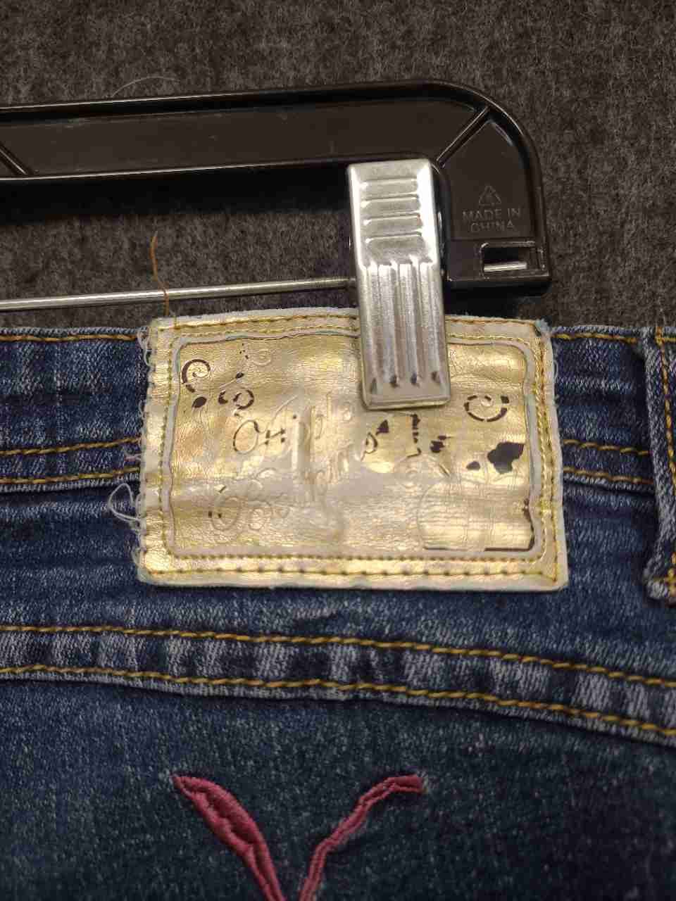 Apple Bottoms Women's Vintage Y2K Blue Distressed Embroidered Jeans Size 20