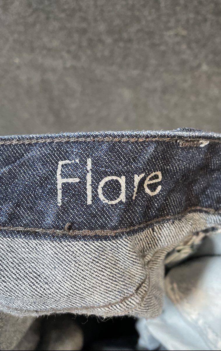 Calvin Klein Women's Dark Wash Denim Flare Jeans Sz 14P Embroidered Pockets