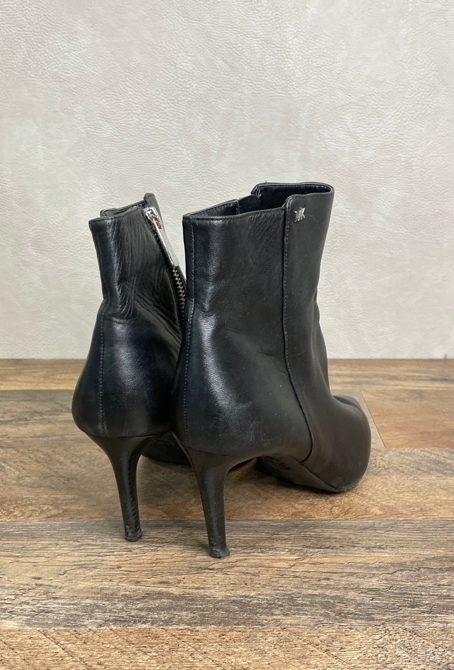 Michael Kors Black Leather Pointed Toe Stiletto Ankle Booties Size 8