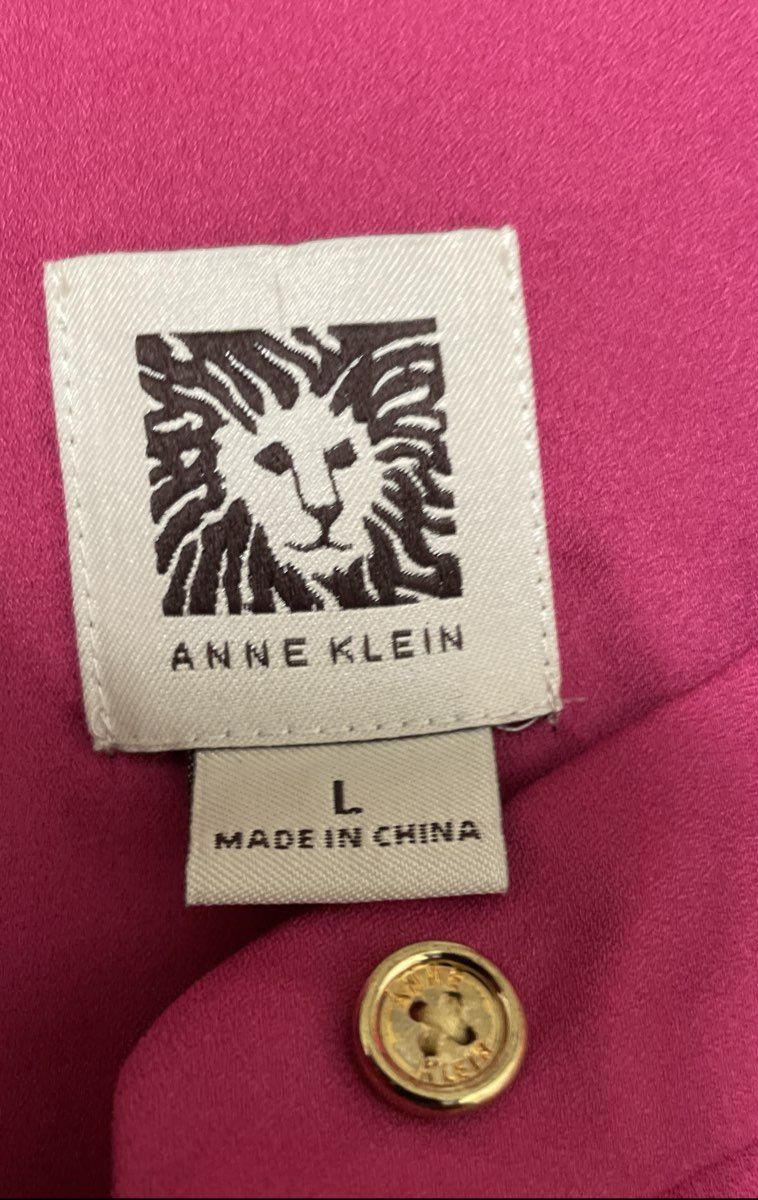 Anne Klein Women's Fuchsia Pink Sleeveless Blouse Button Front Stud Overlay Sz L