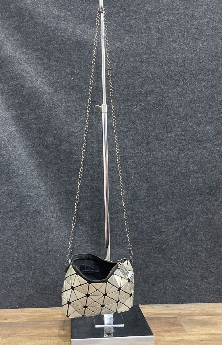Derek Silver Geometric Tiled Crossbody Bag Shiny Mesh Shoulder Purse