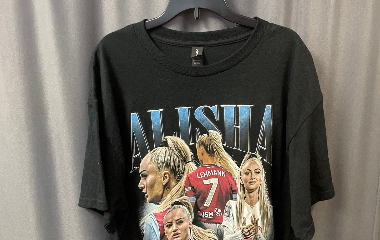 Alisha Lehmann Soccer Player Graphic T-Shirt Gildan Heavy Cotton Sz L