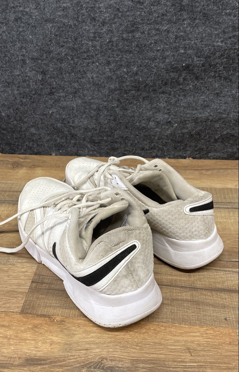 Nike Court Lite 4 White Black Tennis Shoes Size 8.5