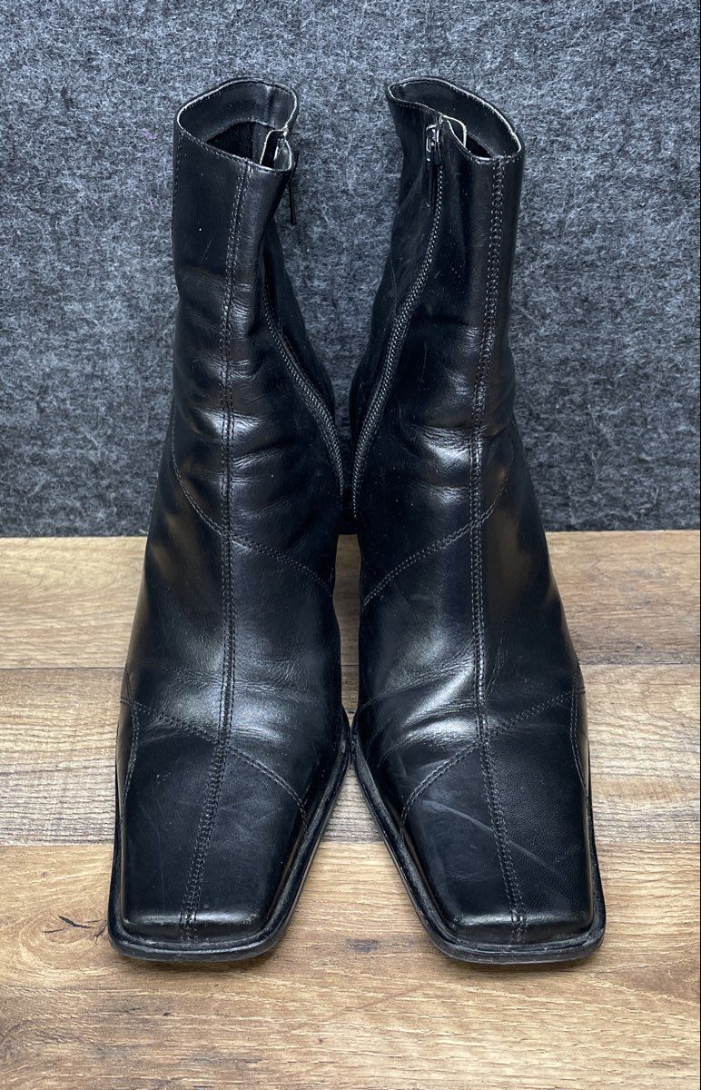 Vintage 90s Maripe Black Leather Square Toe Heeled Ankle Boots Size 9.5