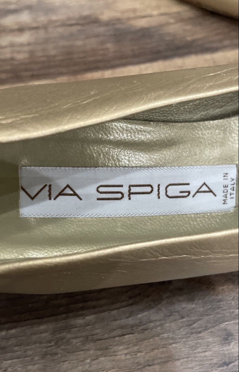 Via Spiga Metallic Gold Leather Pointed Toe Pumps Made in Italy Size 5B