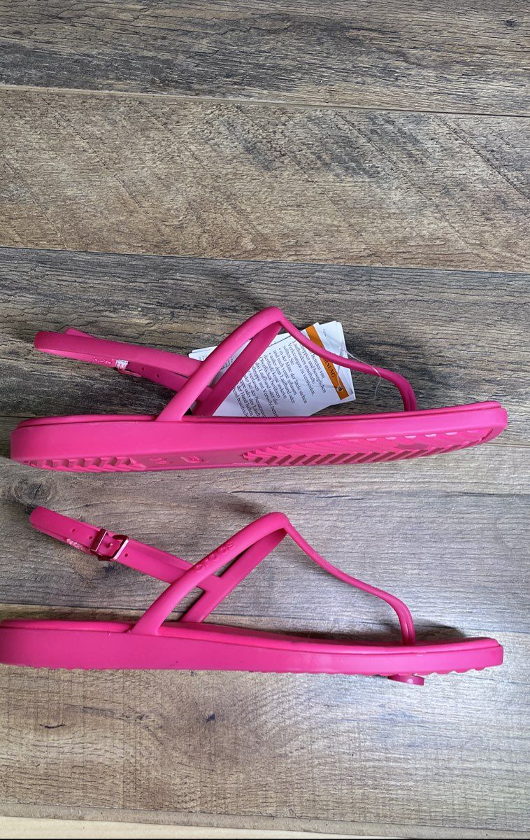 Crocs Miami Thong Flip Sandals Hot Pink 209793-6ZQ Women's Size 7 NWT