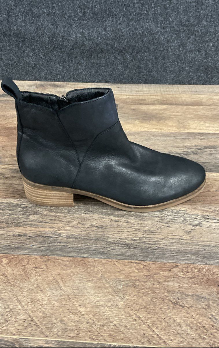 Lucky Brand Prenma Black Leather Ankle Boots Size 9