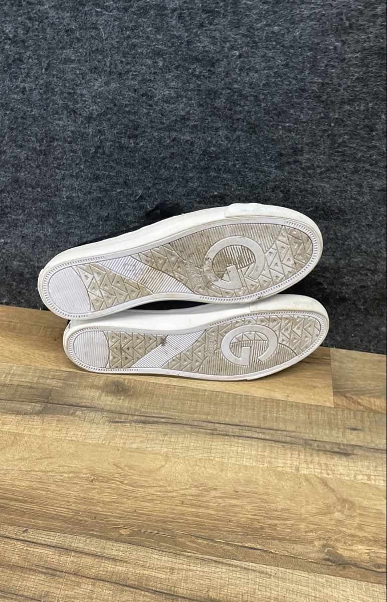G By Guess Goadie2 Black Quilted Low Top Fashion Sneakers Women's Size 10