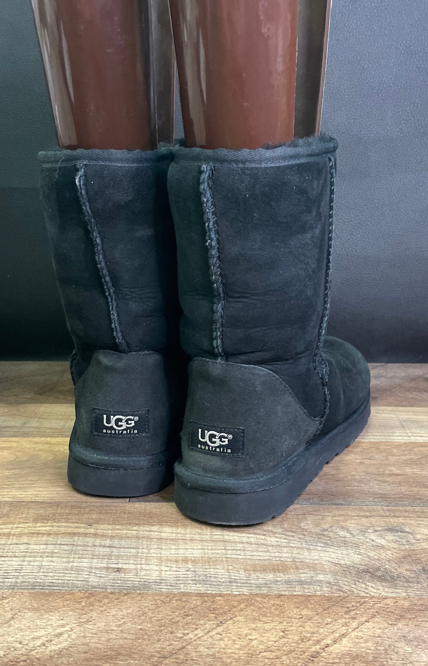 UGG Classic Short 5825 Black Suede Sheepskin Boots Women's Size 9
