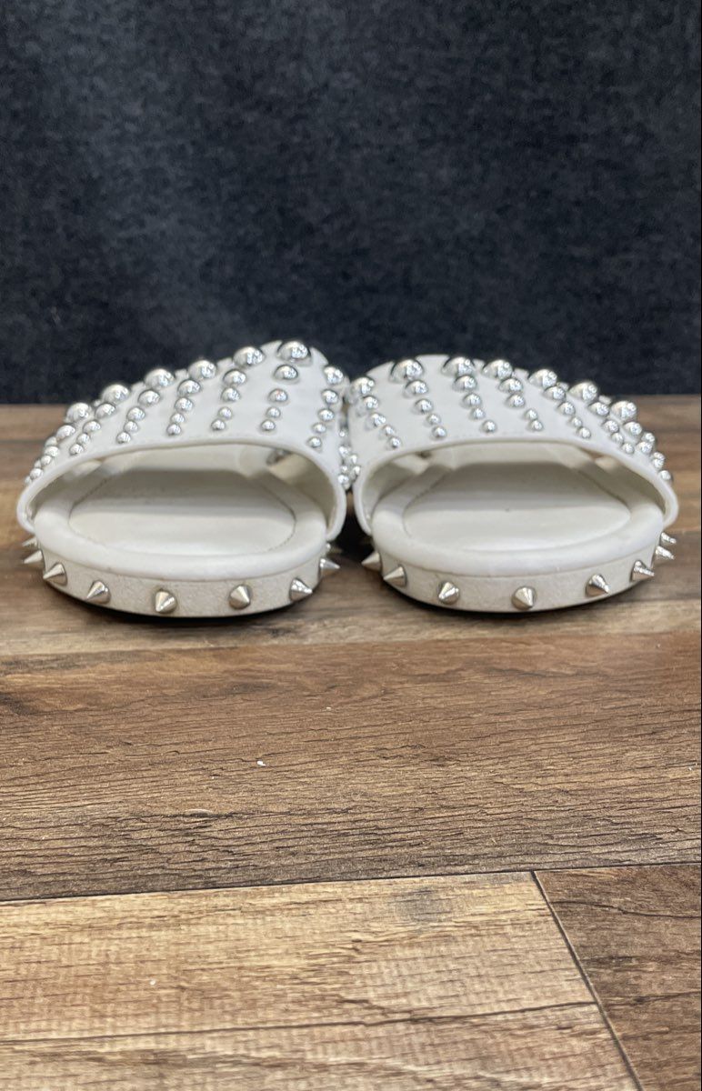 Cape Robbin White Studded Spike Slide Sandals Women's Size 11