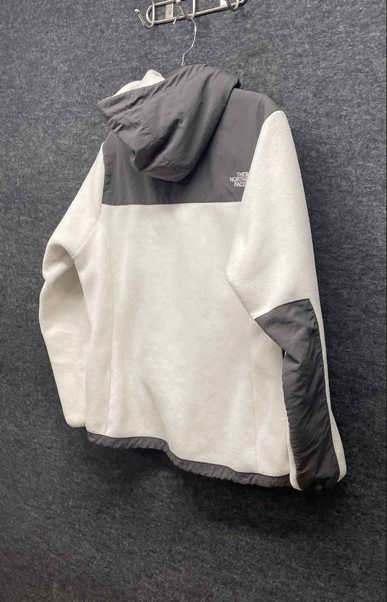 The North Face Women's White Gray Denali Hooded Fleece Jacket Sz L
