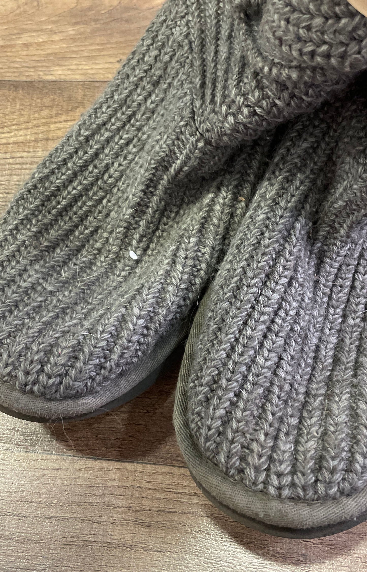 UGG Australia Classic Cardy Grey Knit Three Button Tall Boots Women's Size 9