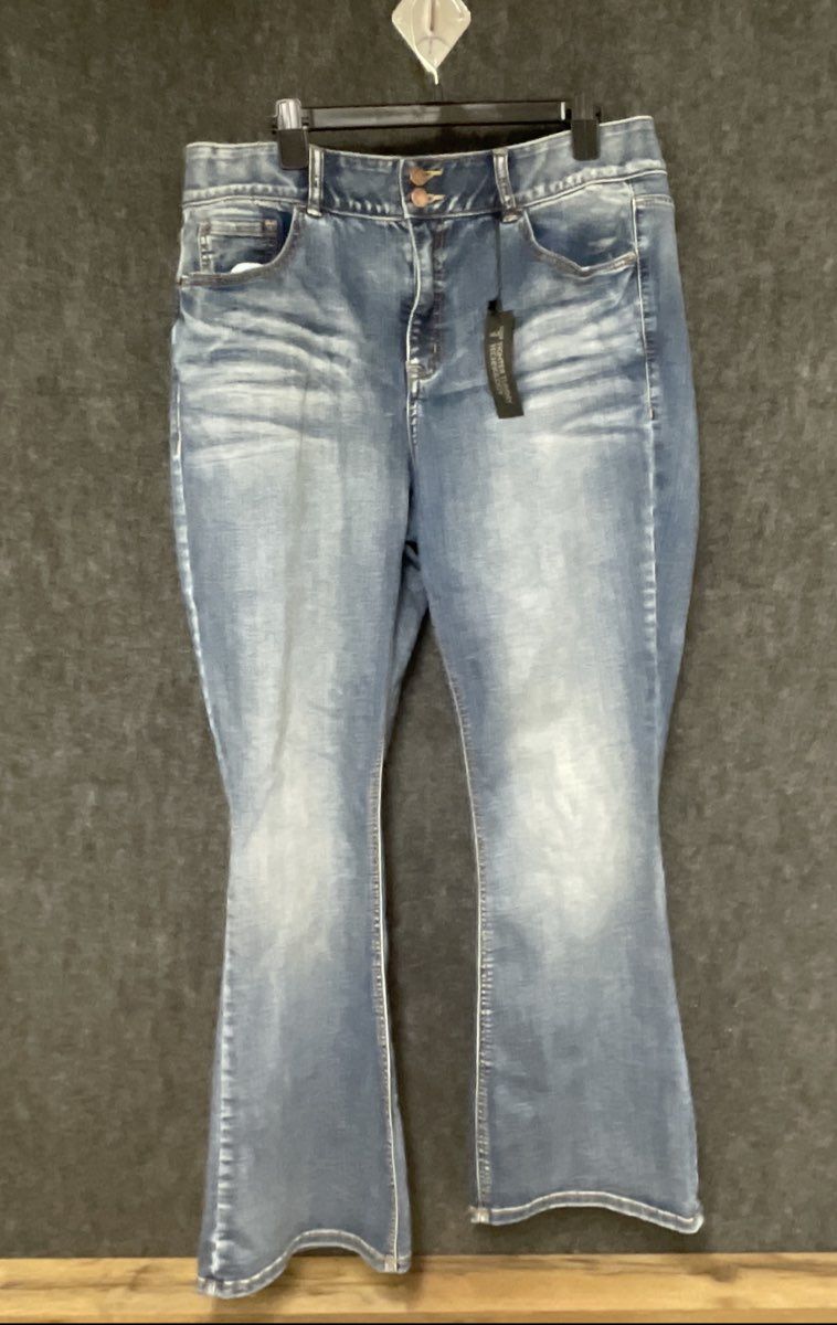 Lane Bryant Women's Boot Jeans Blue Tighter Tummy Technology High Rise NWT Sz 18