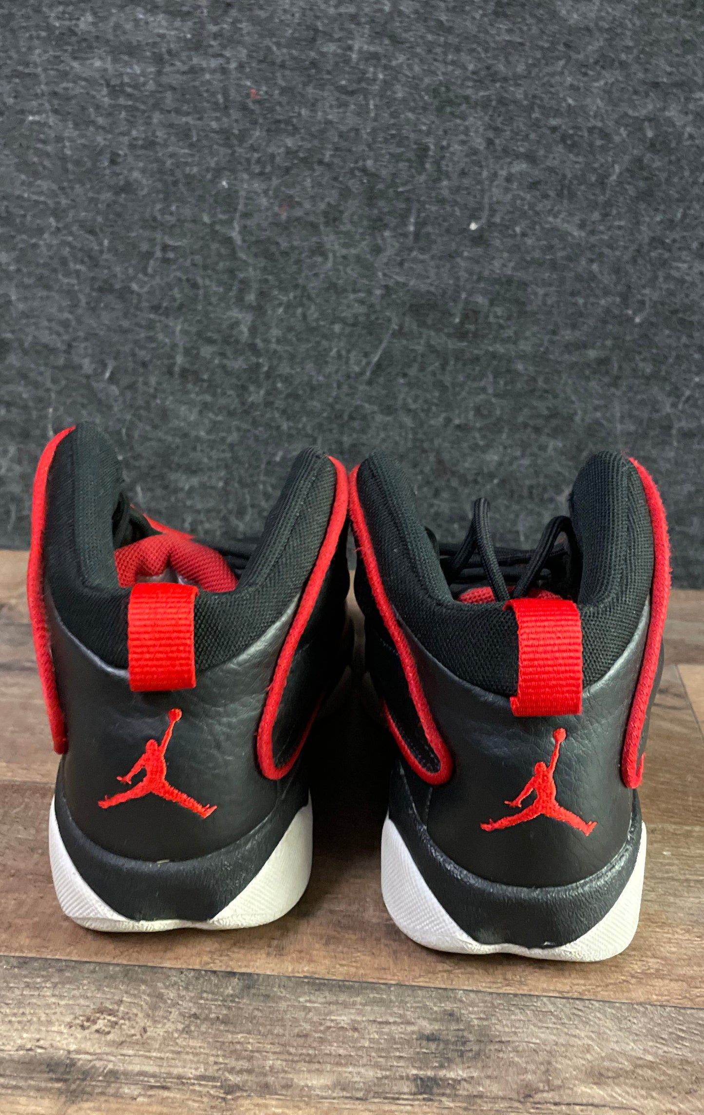 Nike Air Jordan Pro Strong Black Gym Red White Youth Sneaker Size 2.5Y