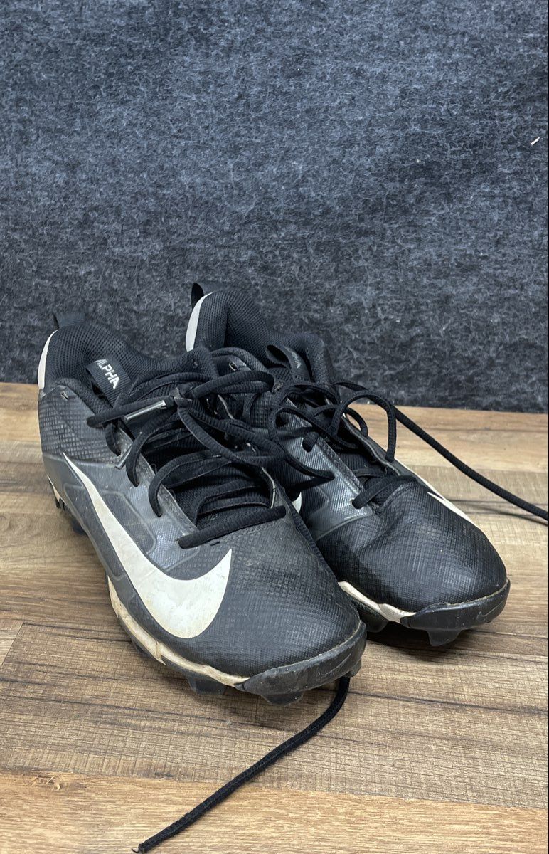 Nike Alpha Menace 4 Shark Black White Football Cleats Youth Size 6Y