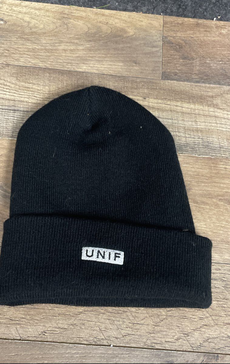 UNIF Reverb Reversible Beanie Hat Black Triangle Logo Knit Cuffed Unisex OS