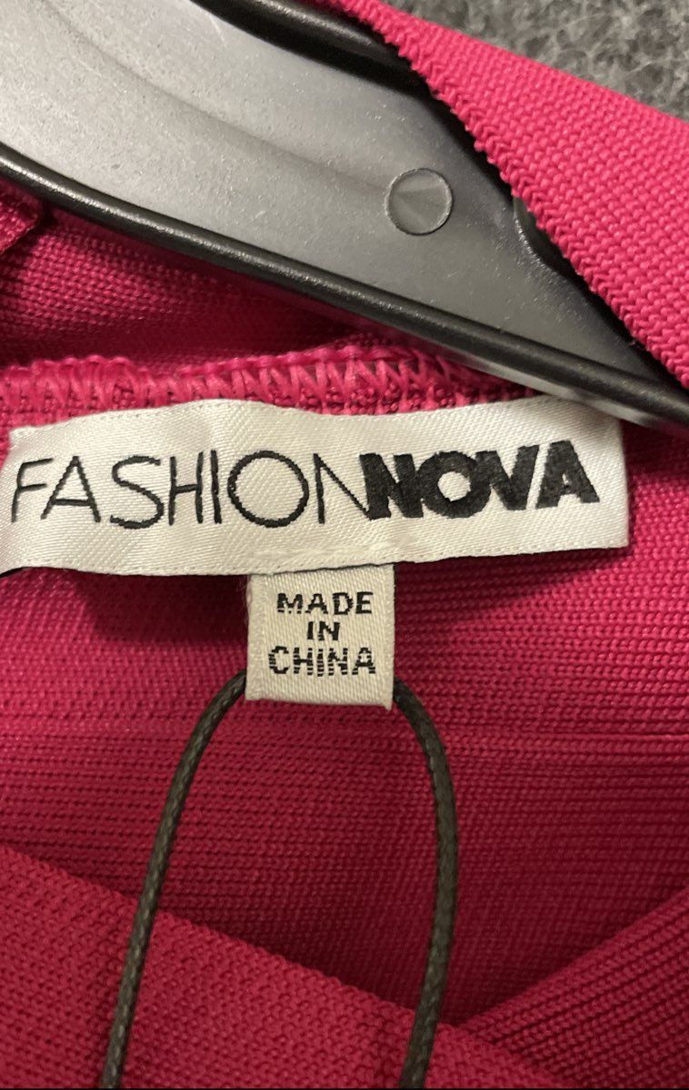 Fashion Nova Women's Moxie Cap Sleeve Bandage Maxi Dress Magenta NWT Sz 2X