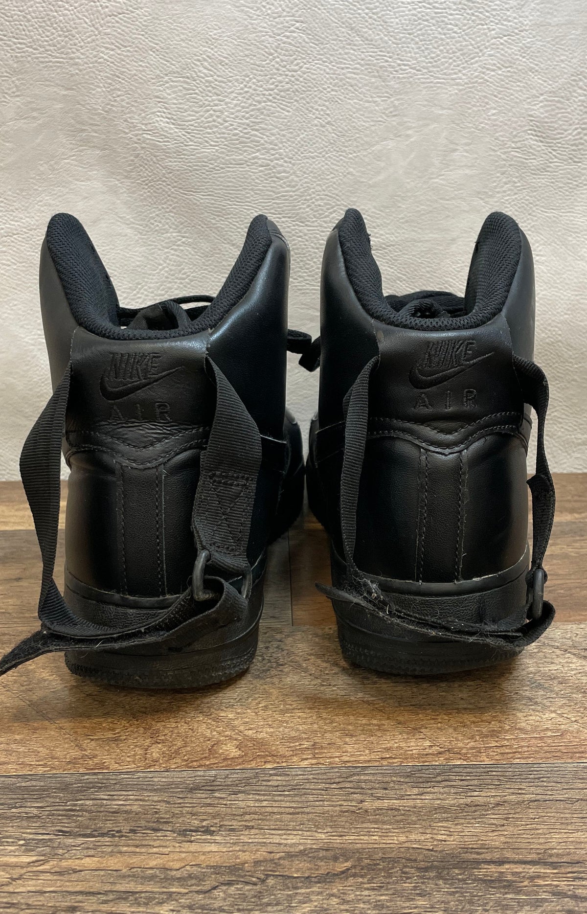 Nike Air Force 1 High '07 Triple Black Leather Sneakers Men's Size 10