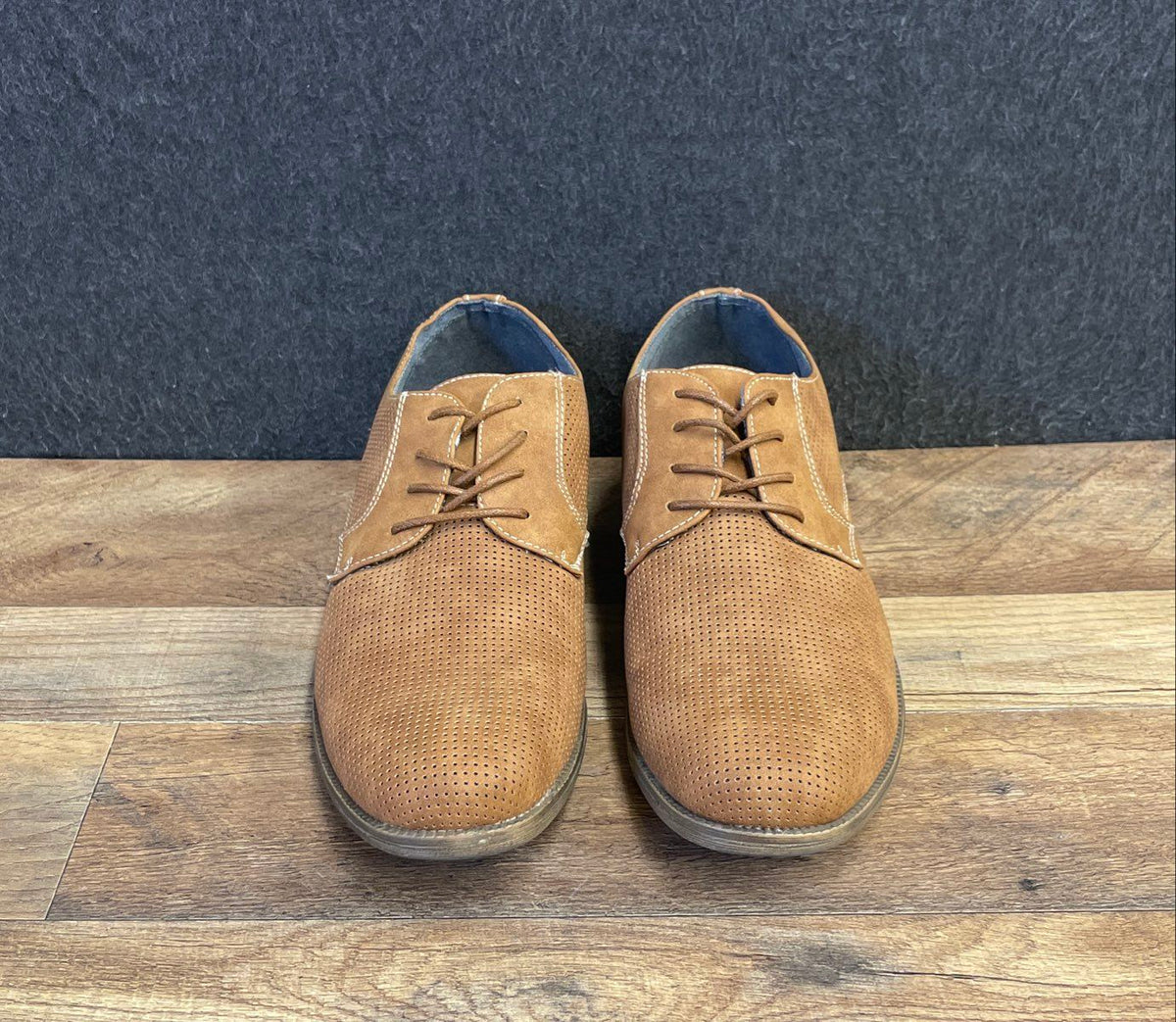 XRAY Footwear Men's Tan Perforated Derby Dress Shoes Size 11