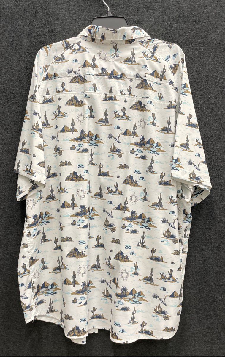 Magellan Outdoors Men's Hickory Canyon Desert Cactus Skull Print Shirt Sz 3XL