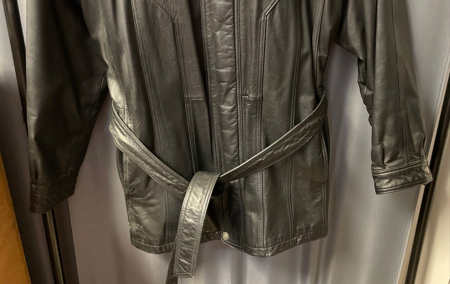 Vintage 90s Wilsons Men's Black Belted Leather Coat Thinsulate Insulated Sz XL