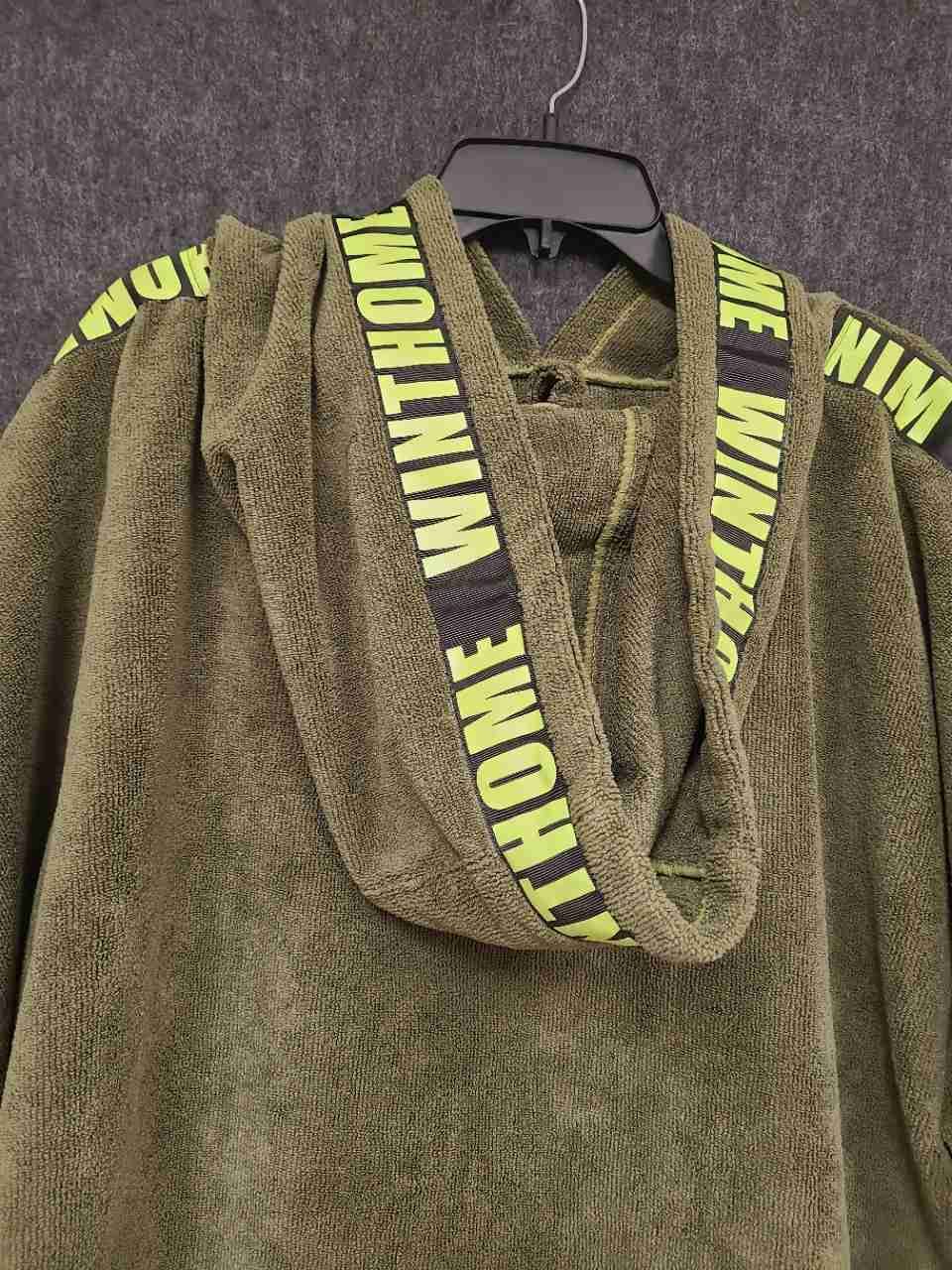 Winthome Unisex Olive Green Hooded Surf Poncho Changing Robe Microfiber Size M