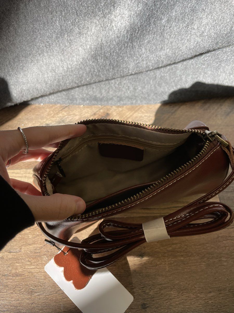NWT GIRLREEL Brown Top Layer Cowhide Leather Crossbody Shoulder Bag Purse Pouch
