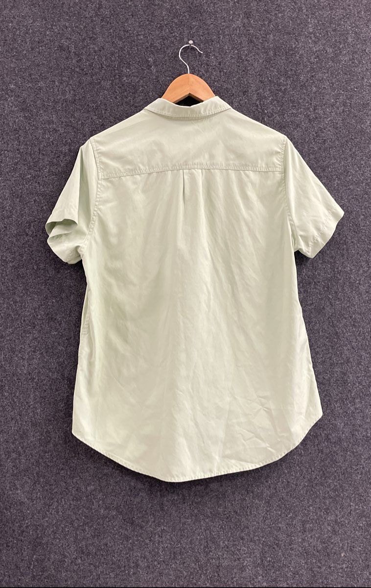 Eddie Bauer Women's Light Green Short Sleeve Outdoor Hiking Shirt Sz L