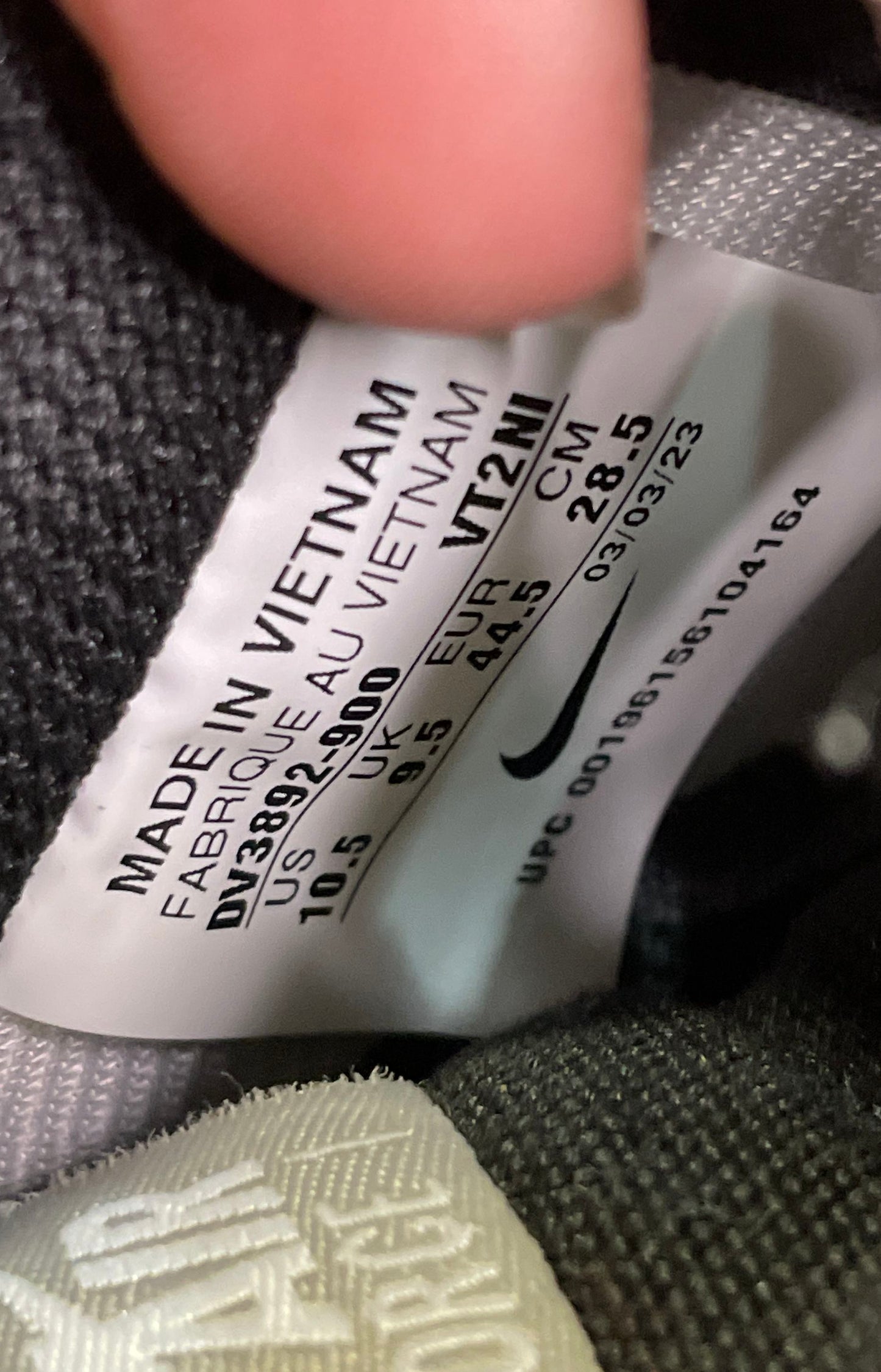 Nike Air Force 1 '07 LV8 Black Grey Yellow Low Top Sneakers Size 10.5