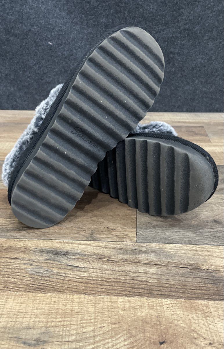 Skechers Keepsakes Ice Angel Black Faux Fur Memory Foam Slippers