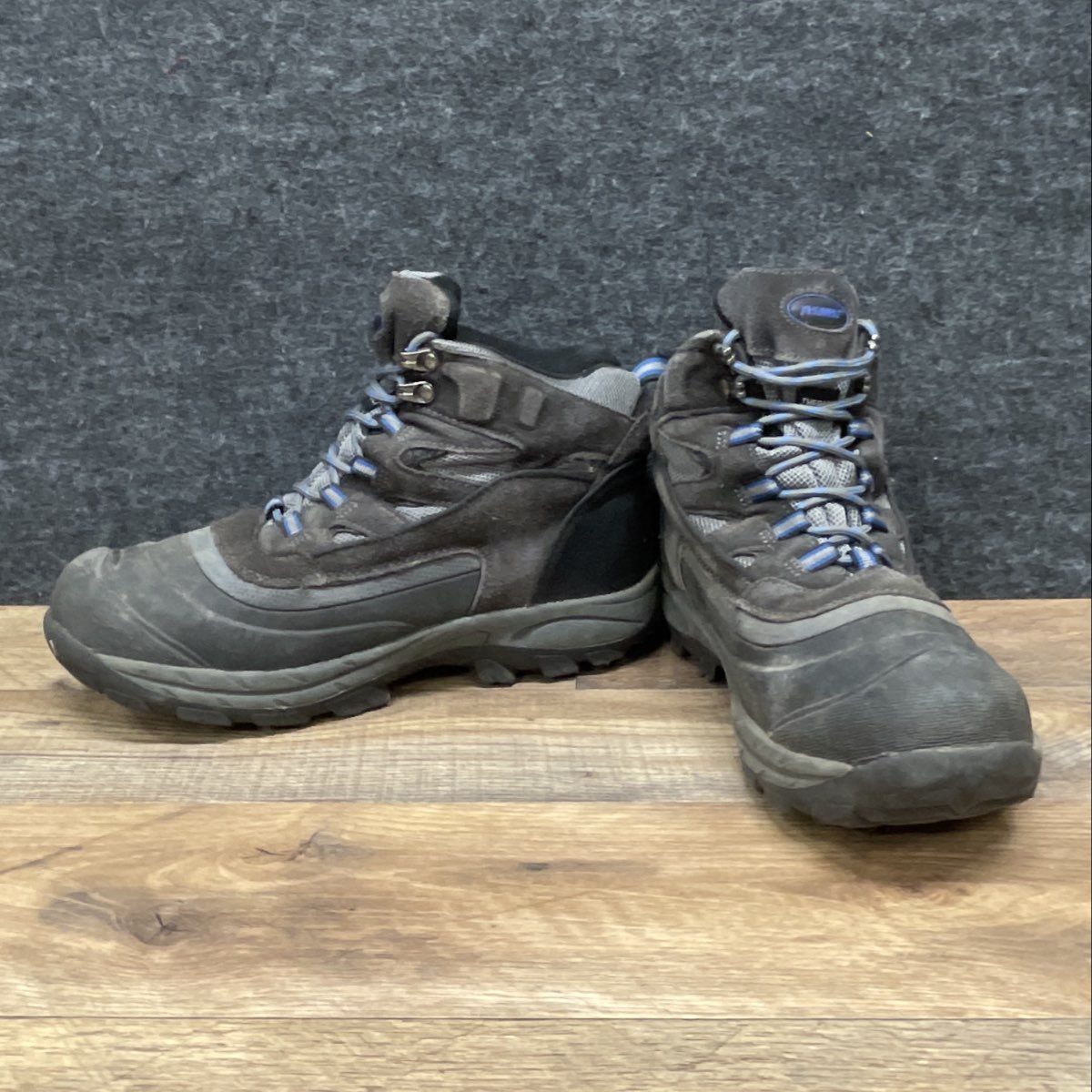 Khombu Fleet Men's Grey Brown Hiking Winter Boots Size 9