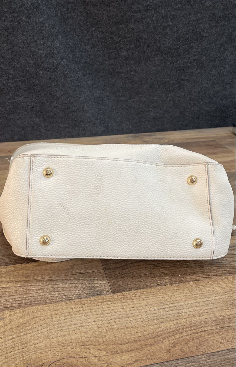 Nanette Lepore White Pebbled Satchel Crossbody Bag Removable Strap Tassel